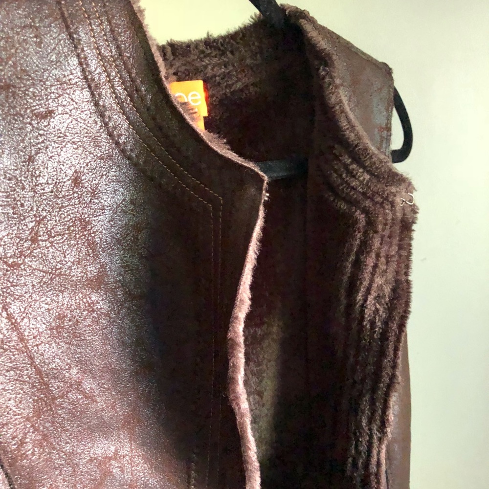 Crop Faux Suede/Fur Vest